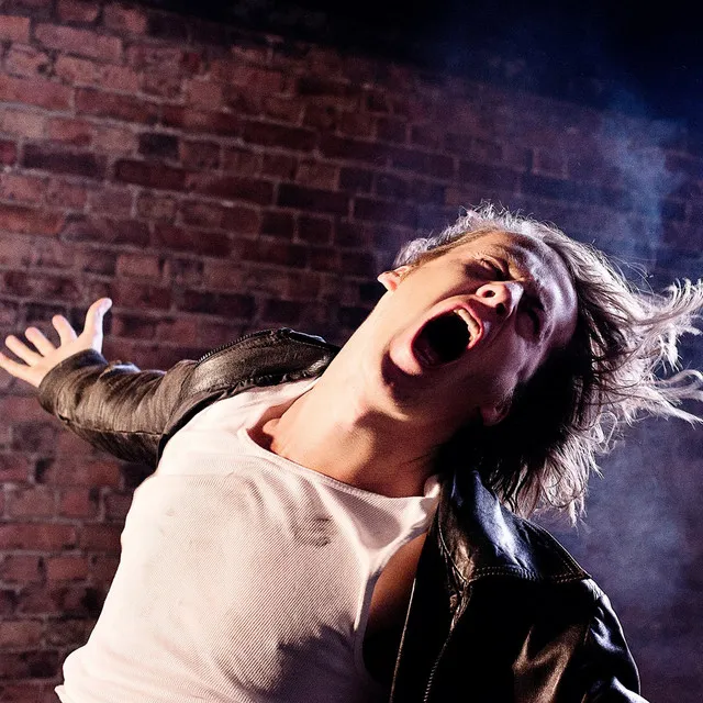 Someone Like Me (Dubstep Radio Edit) • Cały album • Wszystkie utwory • Wykonawca