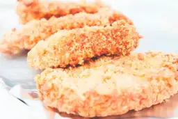 Kotlet drobiowy w panierce kcal - ile naprawdę mają kalorii?