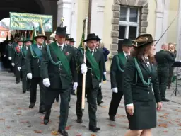 Przewodnik po zwyżkach myśliwskich – Co warto wiedzieć przed zakupem?