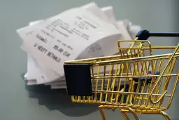 Gdzie wyrzucić paragon, aby nie zanieczyścić środowiska?