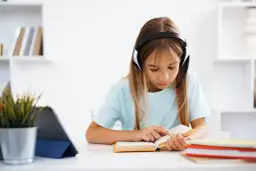 Jak wyglądają egzaminy w szkole w chmurze? Wszystko, co musisz wiedzieć