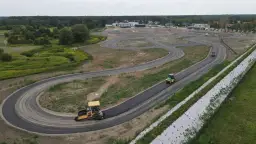 Ile kosztuje wybudowanie toru wyścigowego? Odkryj ukryte wydatki!