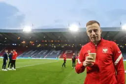 Jak wzrost Grosickiego wpływa na jego grę w piłkę nożną?