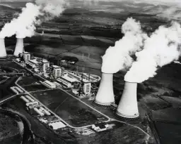 Jak pierwszy reaktor jądrowy zmienił oblicze światowej energetyki?