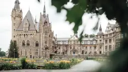 Zamek Moszna atrakcje, które zaskoczą całą rodzinę i zachwycą każdego
