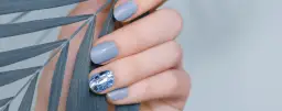 Co to znaczy manicure hybrydowy? Odkryj jego zalety i zastosowanie