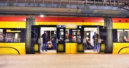 Ile zarabia kierowca tramwaju? Prawda o zarobkach i perspektywach pracy