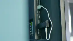 Jak podłączyć Xiaomi Mi TV Stick do telewizora - proste kroki i porady