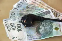 Wtyczka elektryczna na banknotach 100 zł. Zastanawiasz się, ile telewizor ma wat?