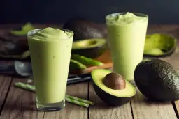 Koktajl z awokado i banana - zdrowy przepis na pyszny napój