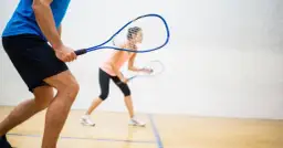 Squash Olsztyn - najlepsze kluby i korty do gry w squash