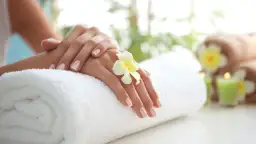 Manicure japoński: czy to klucz do zdrowych i lśniących paznokci?