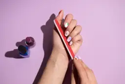 Perfekcyjny manicure francuski w domu? Mój poradnik krok po kroku