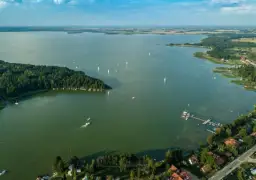 Mazury: Wybierz idealne jezioro. Przewodnik i porady