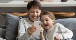 Jaki telefon dla dziecka wybrać, aby uniknąć problemów z używaniem?