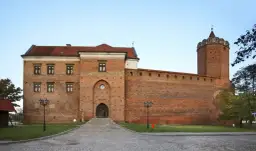 Zamek królewski w Łęczycy: historia, tajemnice i atrakcje turystyczne