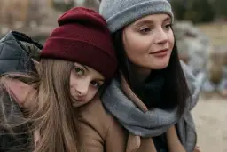 Jak zakryć pryszcze? Mój sekret na trwały i naturalny kamuflaż.