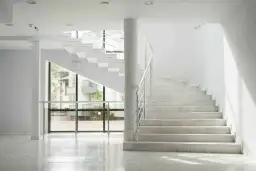 Ile kosztuje metr balustrady? Poznaj ceny i wybierz mądrze