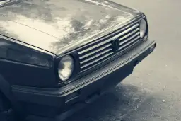 Pasek alternatora Golf 3: Wymień sam, uniknij piszczenia! Poradnik