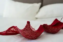 Ciasny biustonosz? Przedłużka: odzyskaj komfort w minutę!