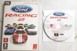 Okładka i płyta gry PC Ford Racing 2 z różnymi modelami Fordów.
