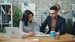 Zatrudnienie B2B: zalety i wady dla pracownika oraz pracodawcy