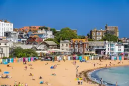 Stations balnéaires Angleterre : Guide & Charme Inattendu