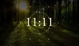 Symbolika fenomenu 11:11 w zegarze czasu - odkryj jego znaczenie