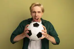 Jakie strategie można wykorzystać w zakładach sportowych związanych z piłką nożną?