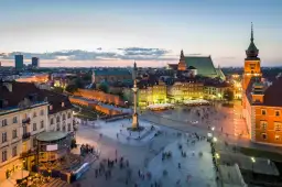 Polski bus z Berlina do Warszawy: skąd odjeżdża i jak dojechać