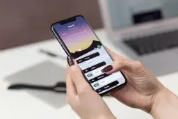 Jakie specyfikacje wyróżniają współczesne smartfony?