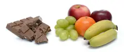 Ile kalorii ma jeden cukierek czekoladowy? Sprawdź, jak wpływa na dietę!