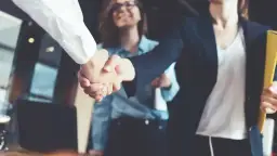 Czy mając umowę o pracę można mieć zlecenie? Poznaj zasady i ryzyka