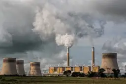 Nieodnawialne źródła energii: przykłady i różnice z odnawialnymi źródłami energii
