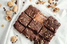 Mało kaloryczne brownie: przepis na pyszny i zdrowy deser