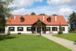 Dworek Marii Dąbrowskiej w Russowie - historia, wystawy i atrakcje