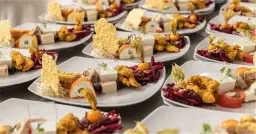 Ile kosztuje catering na wigilię? Przegląd cen i ofert na 2023