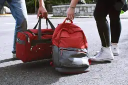 Ile litrów ma plecak szkolny? Wybierz odpowiednią pojemność dla dziecka