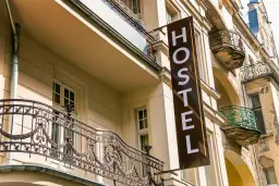 Czym się różni hotel od motelu? Kluczowe różnice, które musisz znać