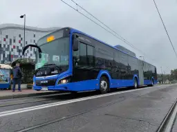 Jak dojechać do osiedla Tysiąclecia w Krakowie – najłatwiejsze opcje transportu