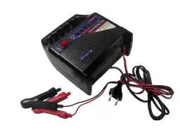 Prostownik 6V/12V z przełącznikiem. Czy prostownikiem 12v można ładować akumulator 6v? Tak, ten model to umożliwia.