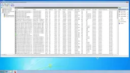 Zapora systemu Windows z zaawansowanymi regułami przychodzącymi i wychodzącymi, pokazująca szczegóły połączeń sieciowych.