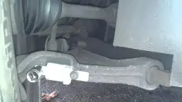 Ogranicznik skrętu Volvo S60: funkcja i wymiana - poradnik