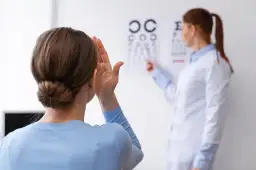 Wada wzroku minus 0 75 - czy nosić okulary, by poprawić widzenie?