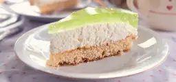 Proste przepisy na ciasta na zimno, które zachwycą każdego smakosza