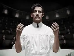 Dr. Thackery, jeden z bohaterów "The Knick", przemawia do publiczności w sali wykładowej.
