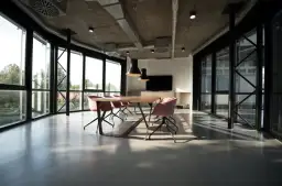 Nowoczesne centrum konferencyjne Lublin – dlaczego warto postawić na kompleksową obsługę wydarzeń?
