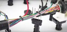 Montaż wiązek elektrycznych: uniknij błędów i poznaj najlepsze praktyki