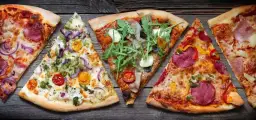 Z czym pizza? Odkryj najlepsze dodatki i niecodzienne połączenia