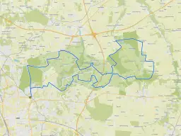 Mapa z zaznaczoną trasą rowerową wokół Łodzi, przechodzącą przez tereny zielone i miejscowości.